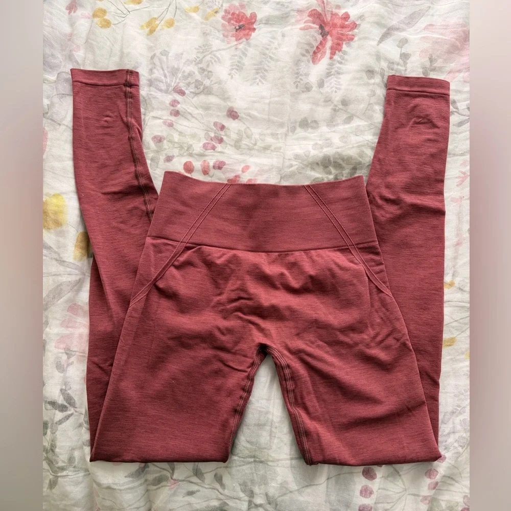 Oner Active Effortless Seamless Leggings in Berry - Picture 1 of 2